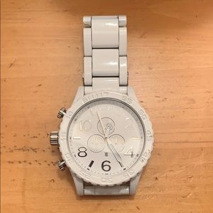 Men’s White Nixon Watch 5150
